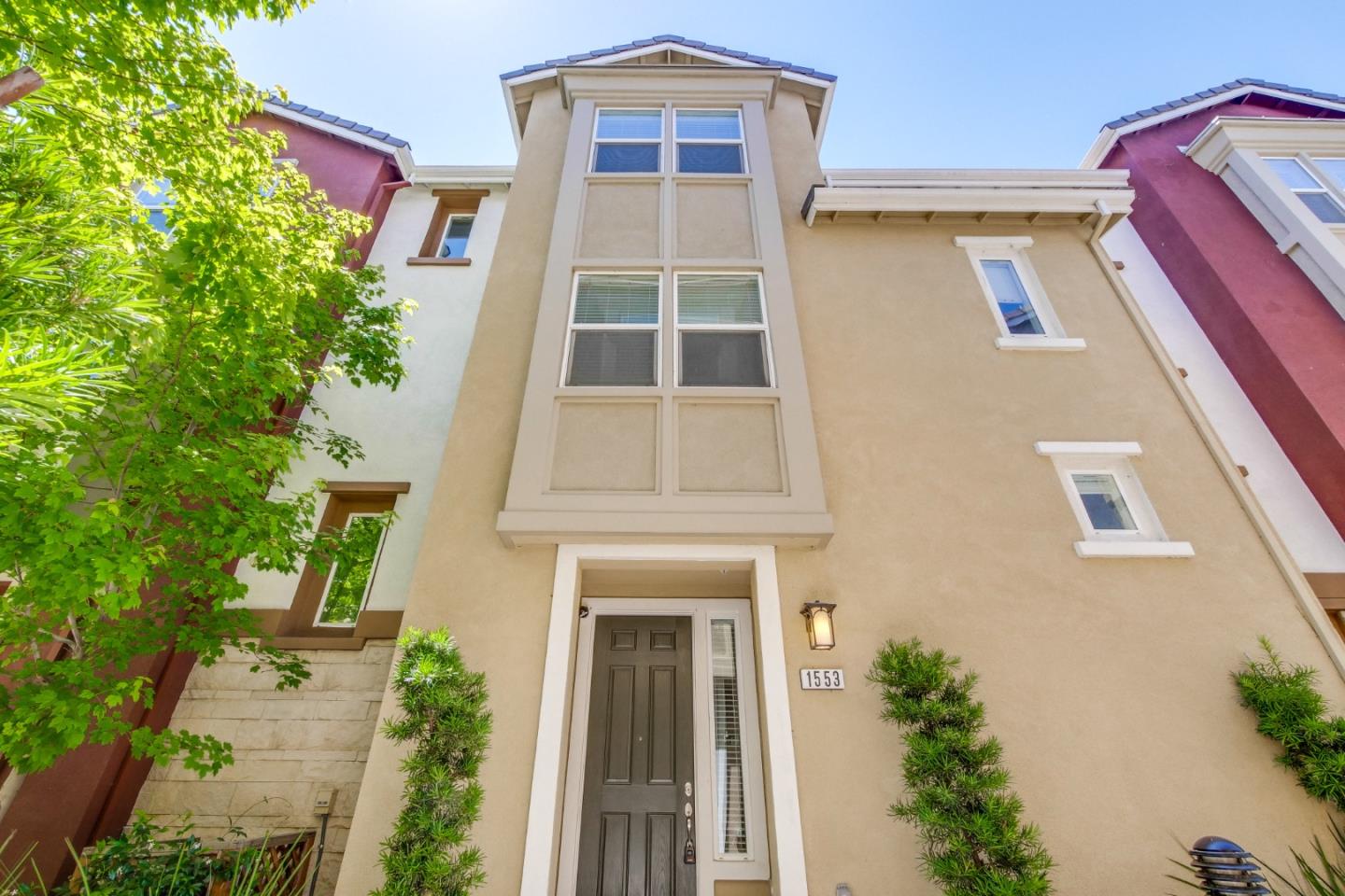 Detail Gallery Image 1 of 1 For 1553 Canal St, Milpitas,  CA 95035 - 3 Beds | 2/1 Baths