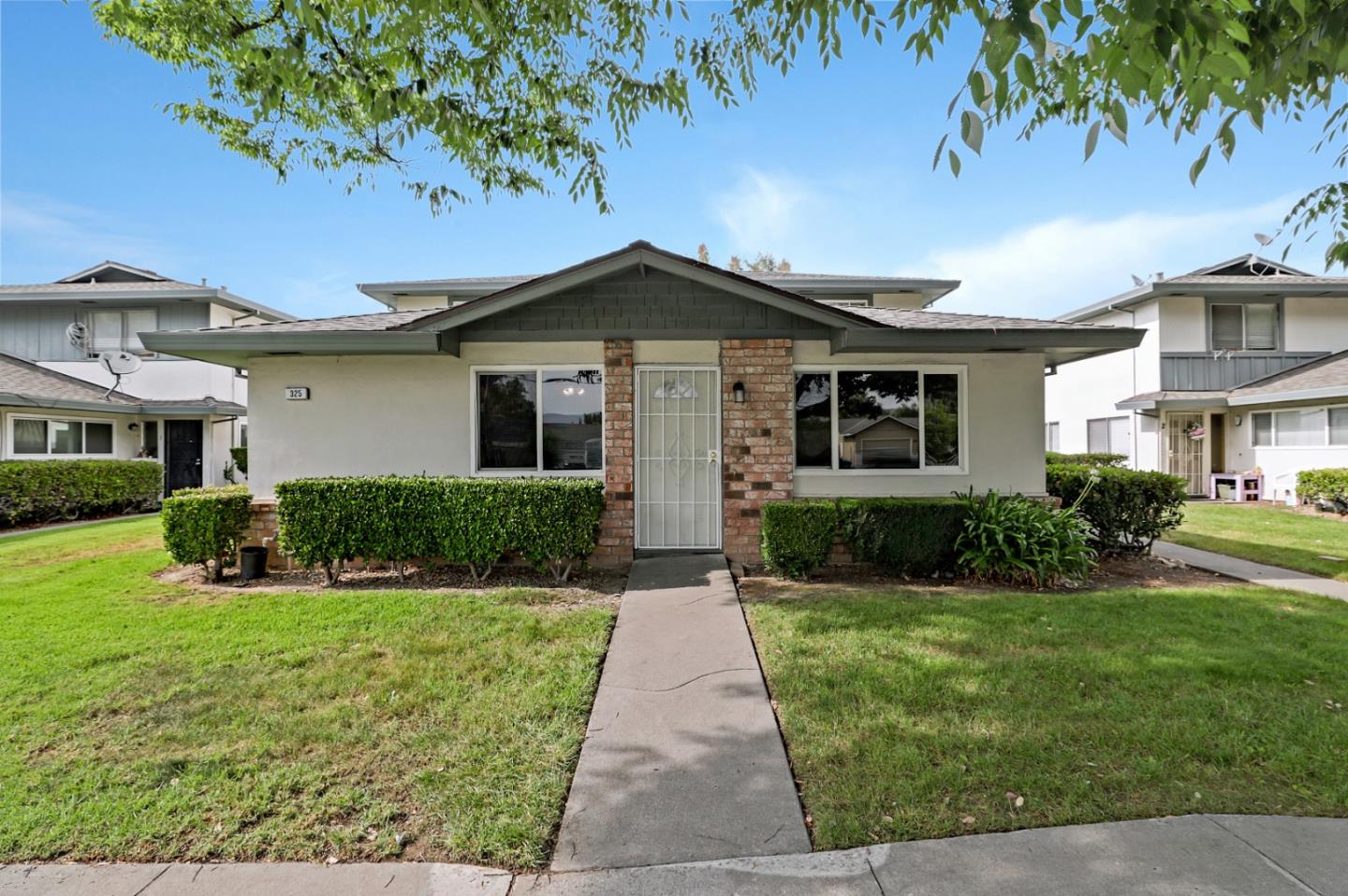 325 Blossom Hill Rd 1, San Jose, CA 95123 2 Beds 1 Baths (Sold
