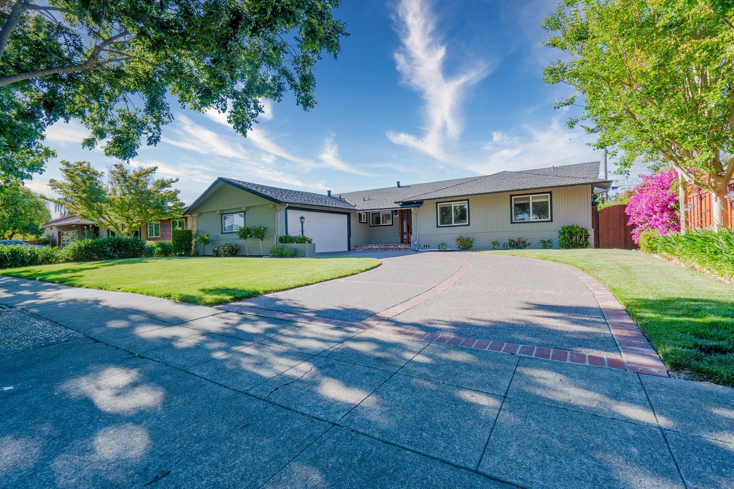 Detail Gallery Image 1 of 1 For 3519 Walton Way, San Jose,  CA 95117 - 4 Beds | 2/1 Baths