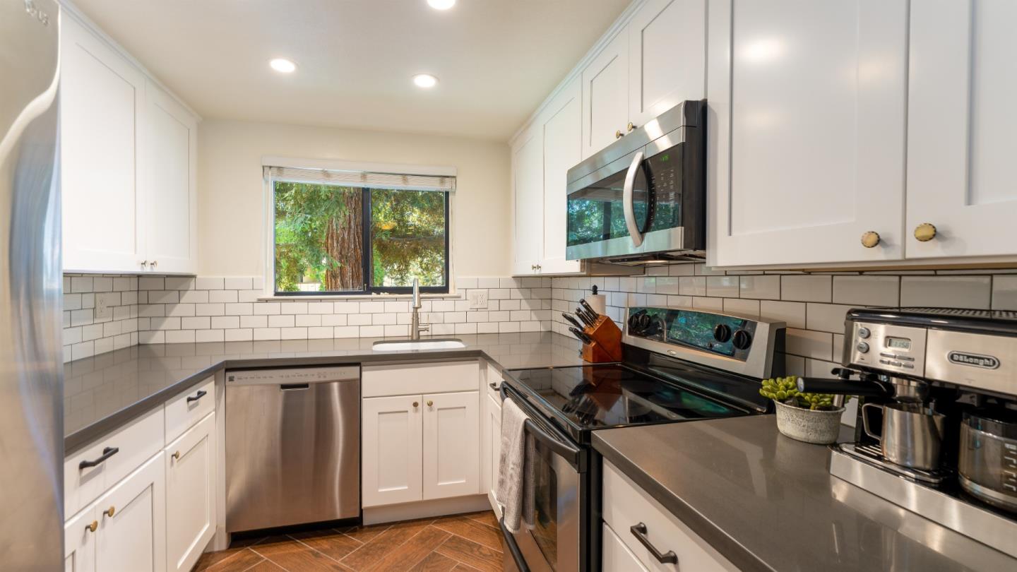Detail Gallery Image 1 of 1 For 3272 Kimber Ct #40,  San Jose,  CA 95124 - 2 Beds | 1 Baths