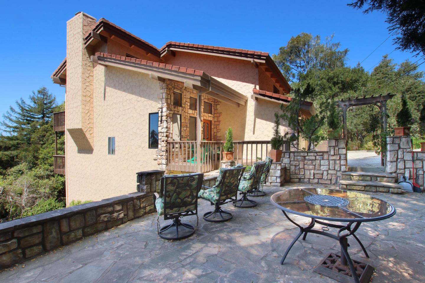 2170 Newell Dr, Aptos, CA 95003 3 Beds 2 Baths (Contingent