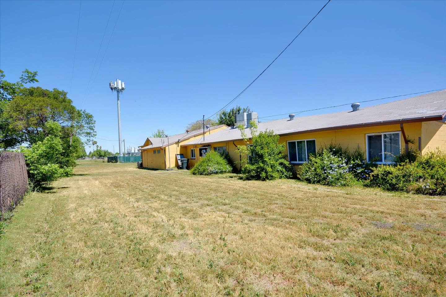 2701 Michigan Avenue, STOCKTON, California 95204, ,Comm Industrial For Sale,For Sale,Michigan Avenue,40964962