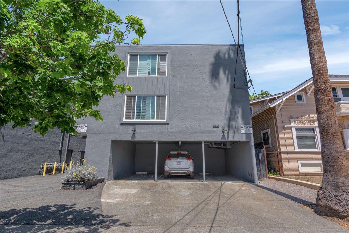 680 8th Street, SAN JOSE, California 95112, ,Comm Ri Multi-units 5+,For Sale,8th Street,ML81849457