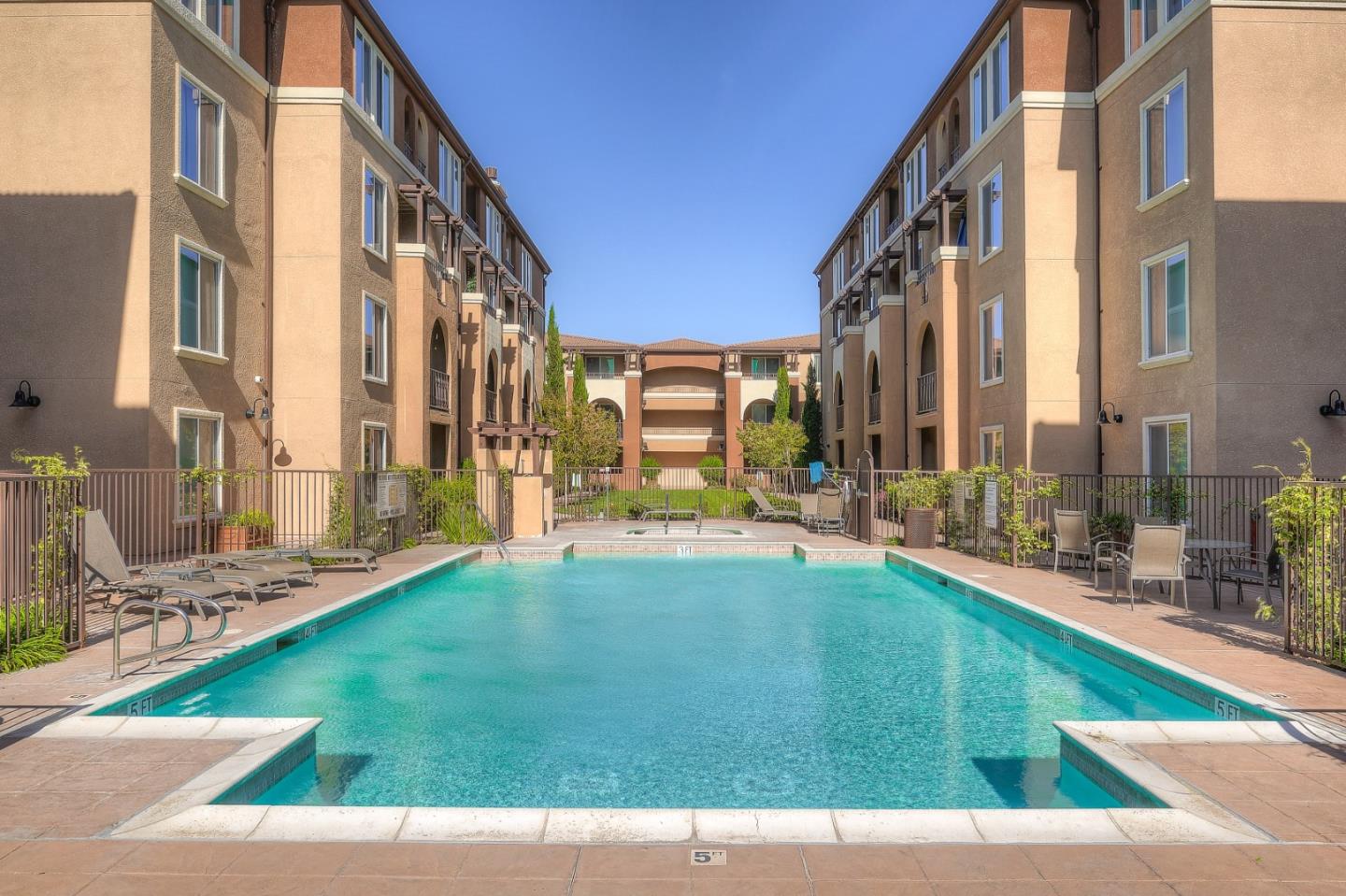 Detail Gallery Image 1 of 1 For 801 S Winchester Blvd #6202,  San Jose,  CA 95128 - 2 Beds | 2 Baths