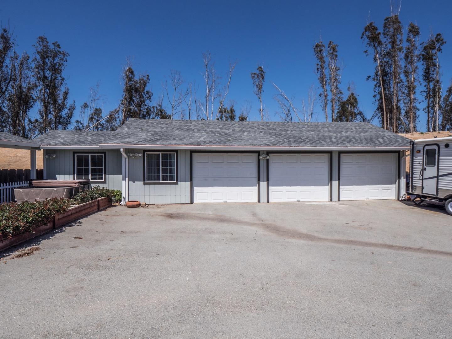 554 Maher Rd, Royal Oaks, CA 95076 3 Beds 2/1 Baths (Canceled