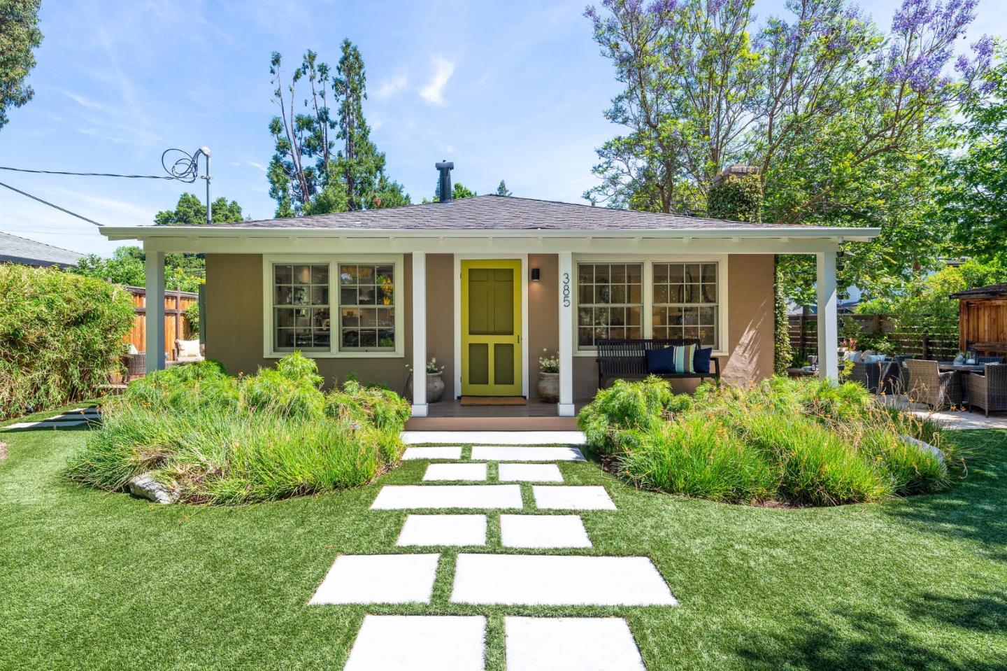 385 Mckendry Dr, Menlo Park, CA 94025 3 Beds 2 Baths (Sold