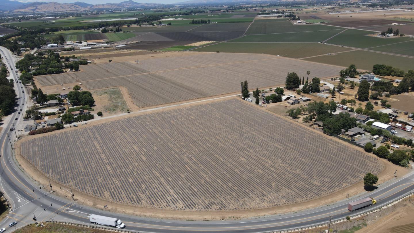 1875 Pacheco Pass Road, GILROY, California 95020, ,Comm Lots And Land,For Sale,Pacheco Pass Road,40965052
