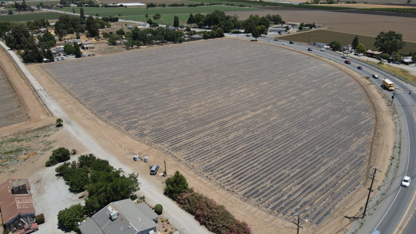 1875 Pacheco Pass Road, GILROY, California 95020, ,Comm Lots And Land,For Sale,Pacheco Pass Road,40965052