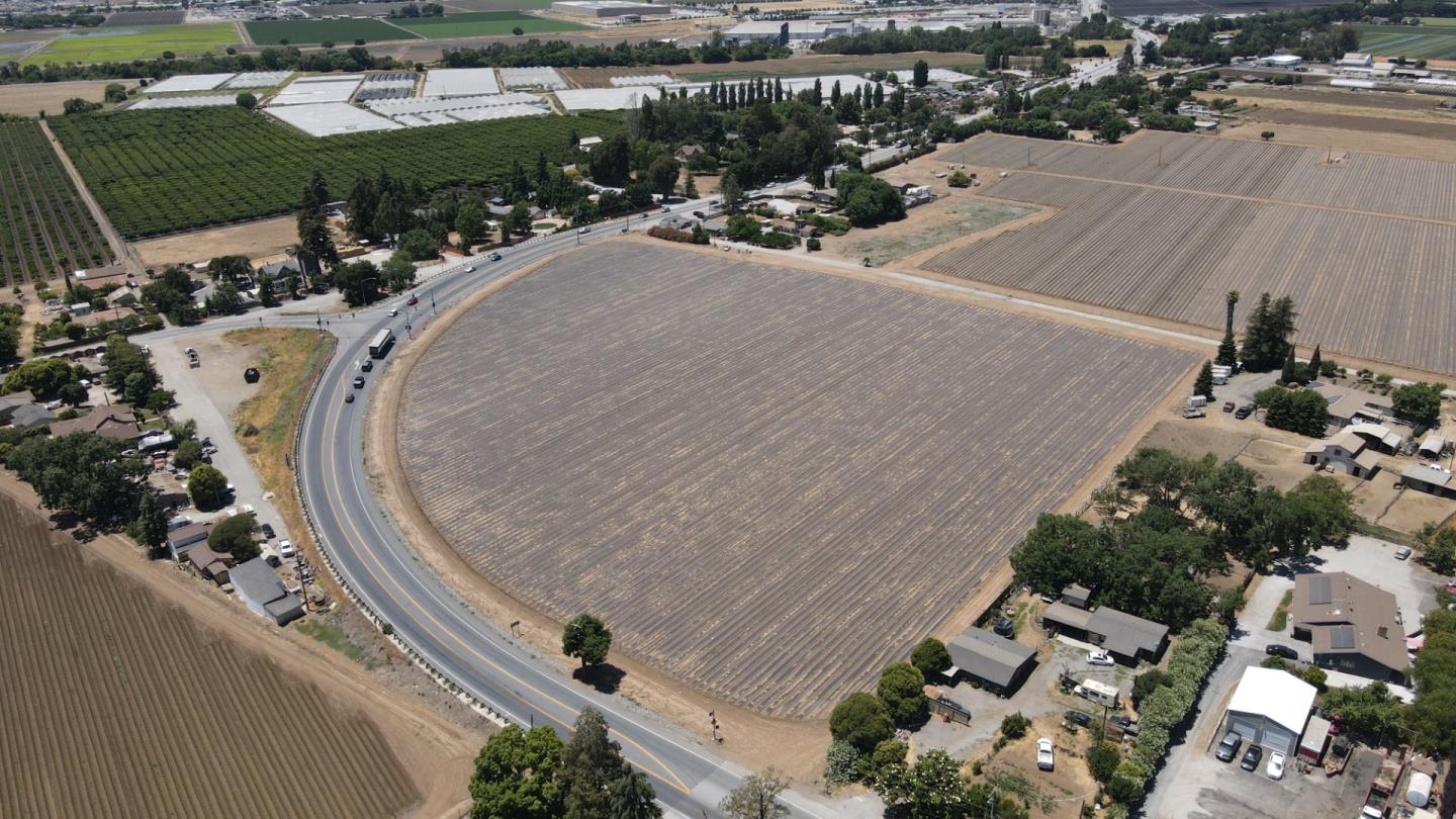 1875 Pacheco Pass Road, GILROY, California 95020, ,Comm Lots And Land,For Sale,Pacheco Pass Road,40965052