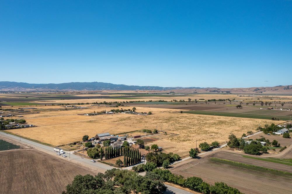 0 San Felipe Road, HOLLISTER, California 95023, ,Lots And Land,For Sale,San Felipe Road,40965049