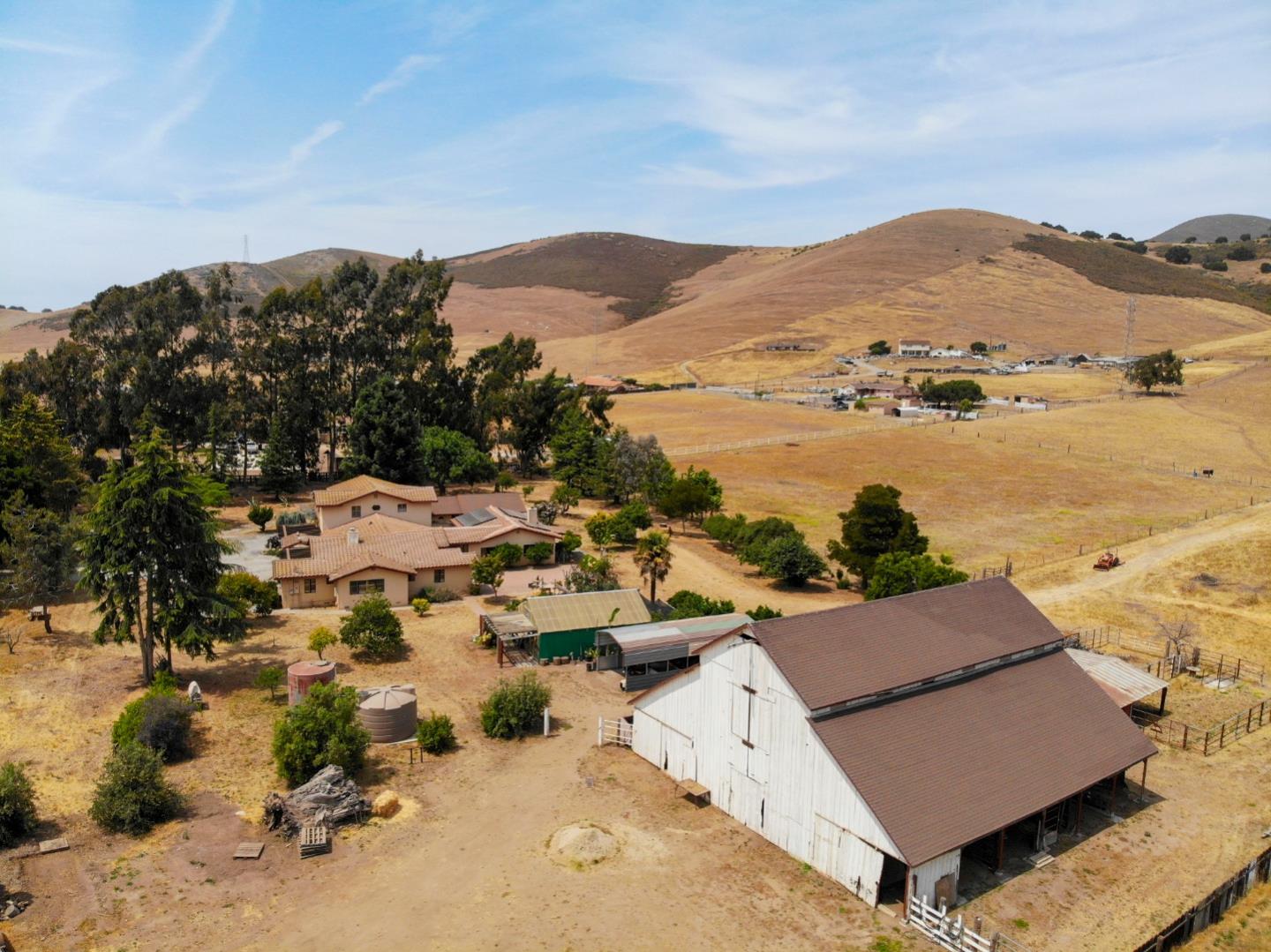 1103 Old Stage Rd, Salinas, CA 93908 5 Beds 4/1 Baths