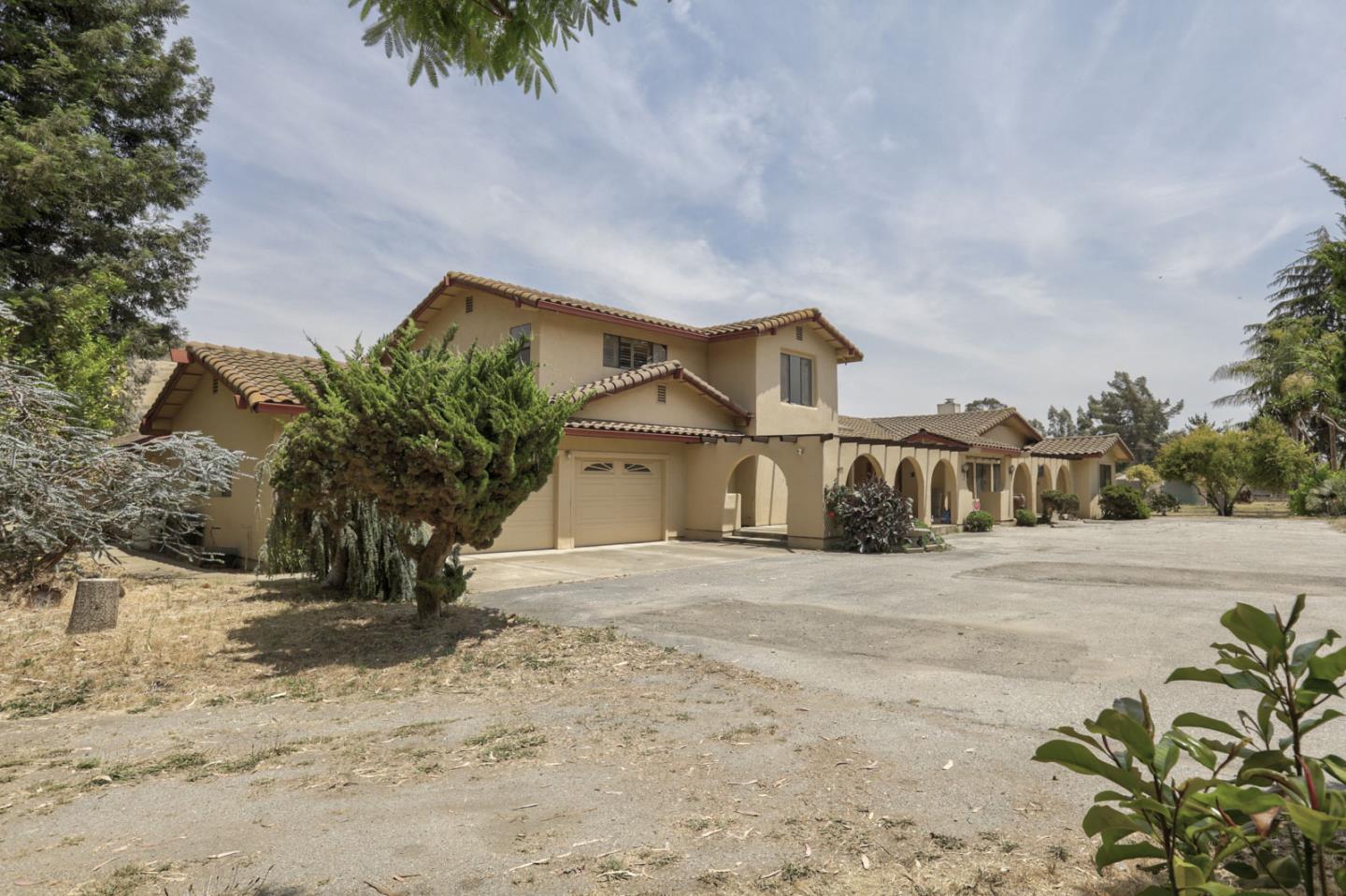 1103 Old Stage Rd, Salinas, CA 93908 5 Beds 4/1 Baths