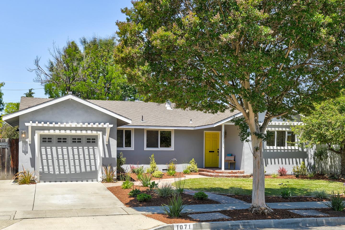1071 Hudson Way, Sunnyvale, CA 94087 3 Beds 2 Baths (Sold