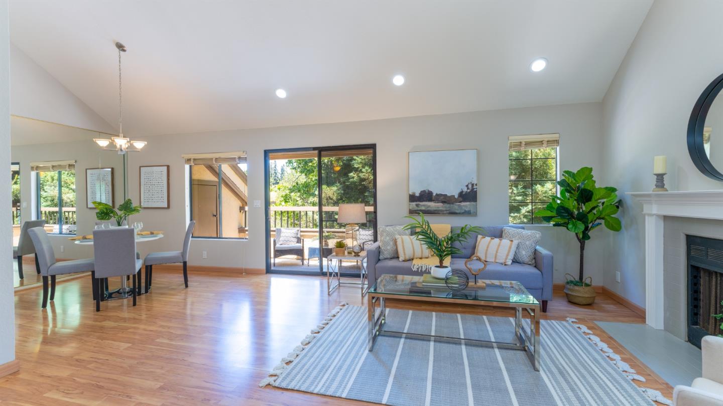Detail Gallery Image 1 of 1 For 1337 Greenwich Ct, San Jose,  CA 95125 - 3 Beds | 2/1 Baths