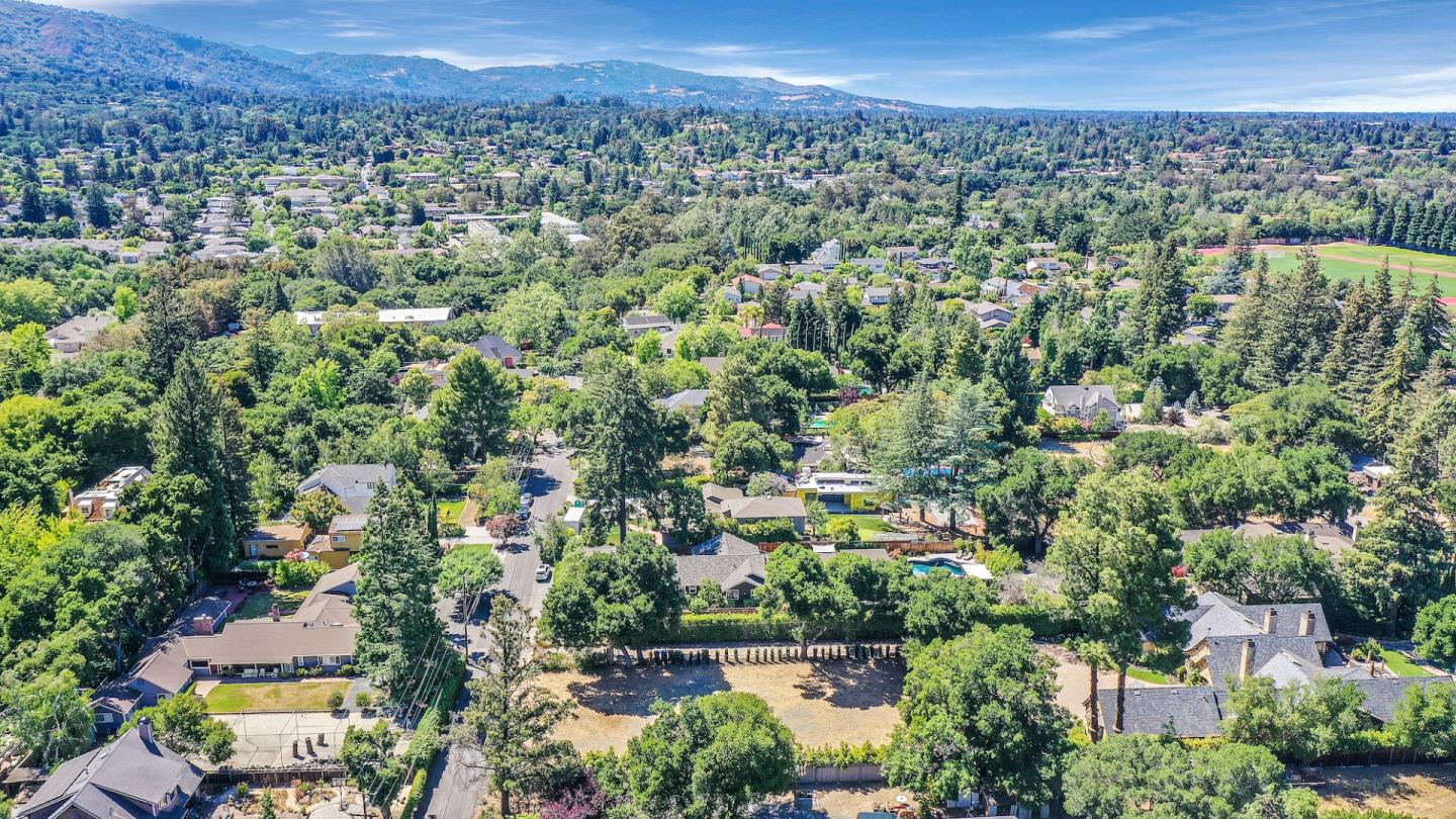 17045 Pine Avenue, LOS GATOS, California 95032, ,Lots And Land,For Sale,Pine Avenue,40965072