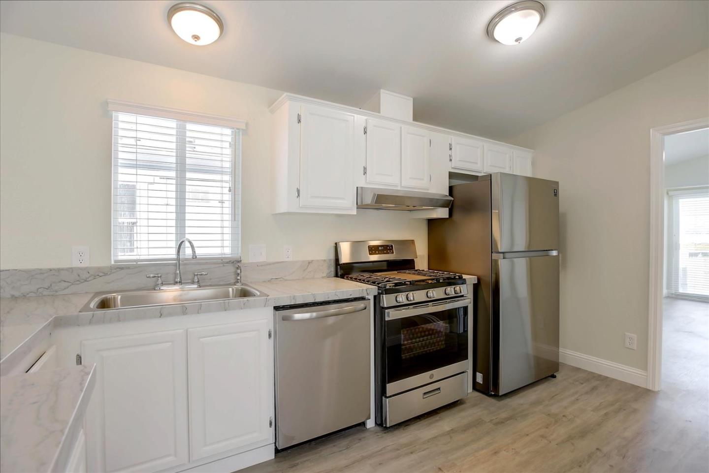 Detail Gallery Image 1 of 1 For 3015 E Bayshore Rd #439,  Redwood City,  CA 94063 - 2 Beds | 2 Baths