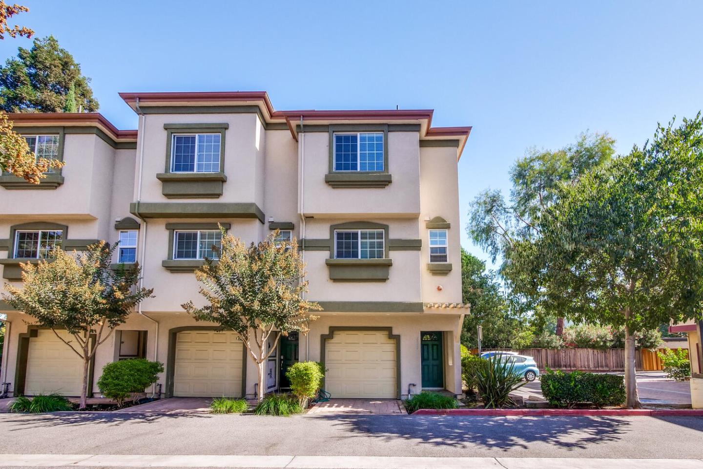 Detail Gallery Image 1 of 1 For 628 Antioch Ter, Sunnyvale,  CA 94085 - 2 Beds | 2/1 Baths