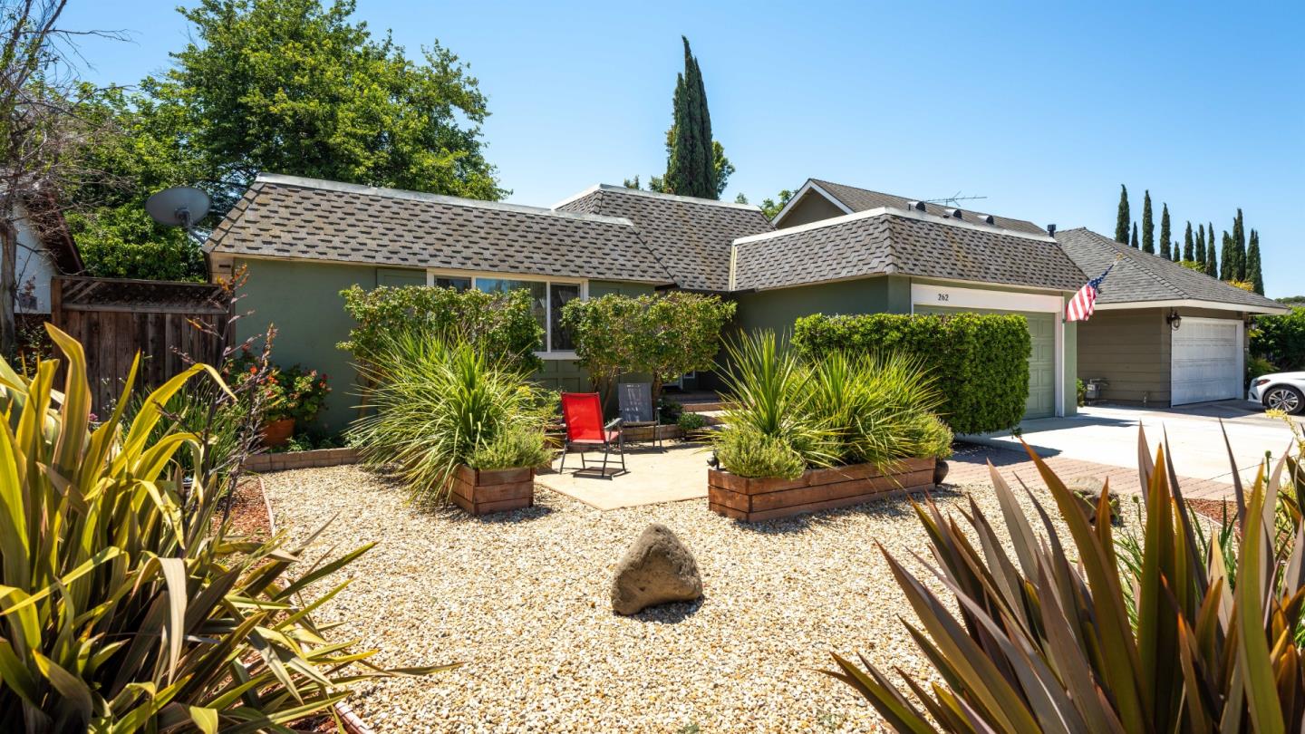 262 El Portal Way, San Jose, CA 95119 4 Beds 2 Baths (Sold