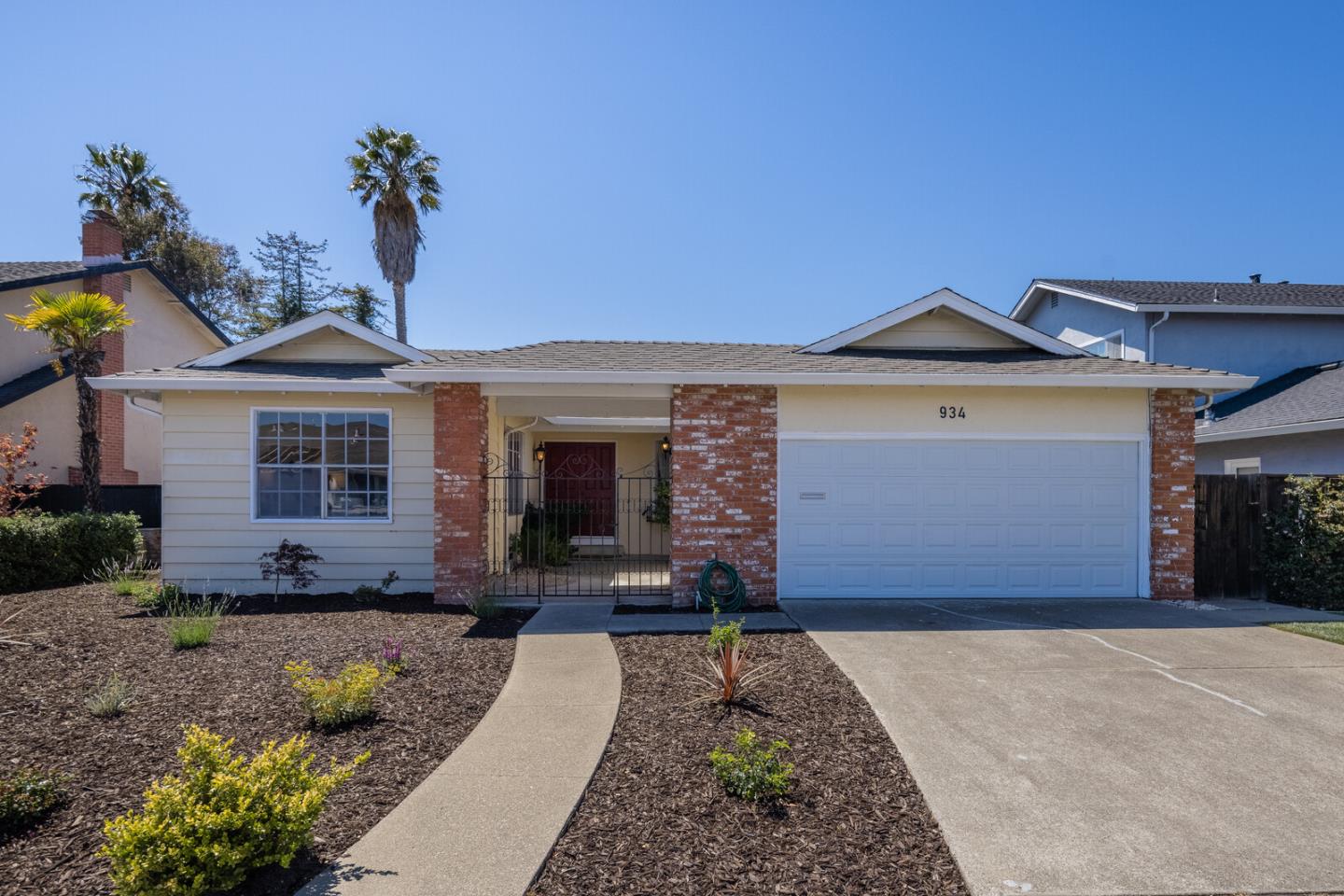 Detail Gallery Image 1 of 1 For 934 Lurline Dr, Foster City,  CA 94404 - 3 Beds | 2 Baths