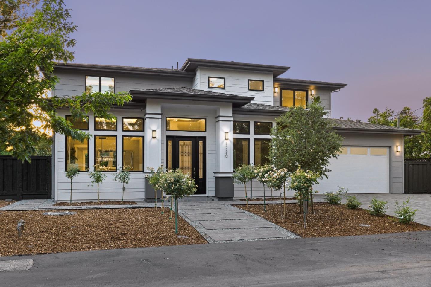Detail Gallery Image 1 of 1 For 1720 Holly Ave, Menlo Park,  CA 94025 - 6 Beds | 5/2 Baths