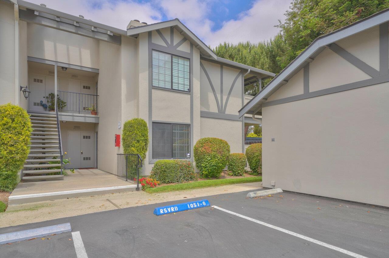 Detail Gallery Image 1 of 1 For 1051 Riker St #6,  Salinas,  CA 93901 - 2 Beds | 1 Baths