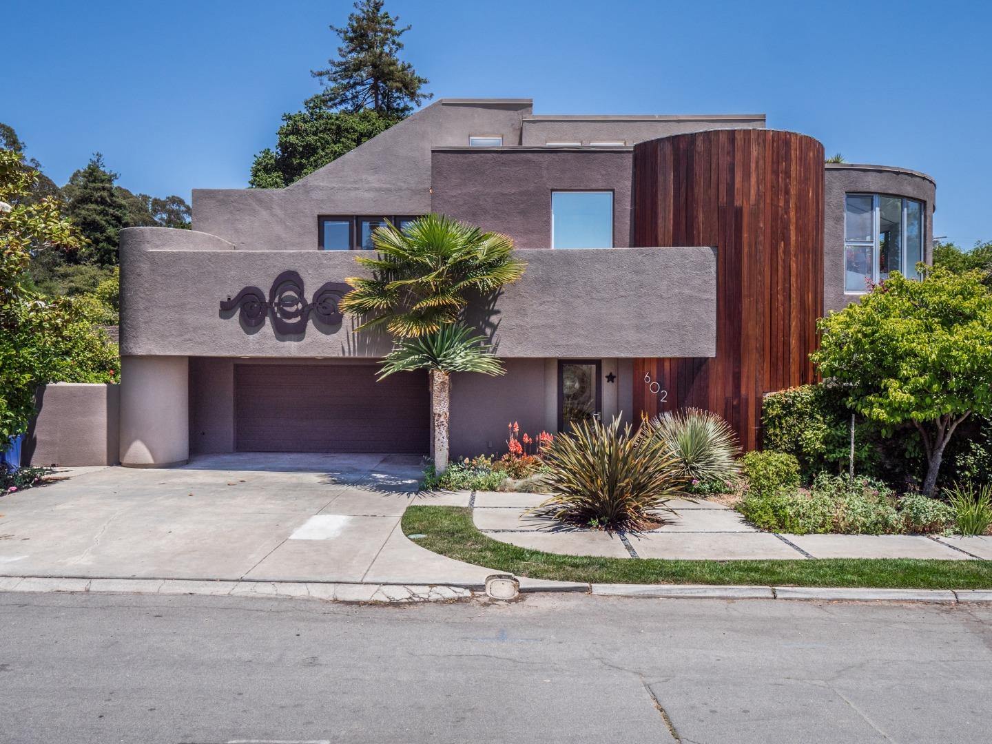 602 El Salto Dr, Capitola, CA 95010 3 Beds 2/1 Baths (Sold