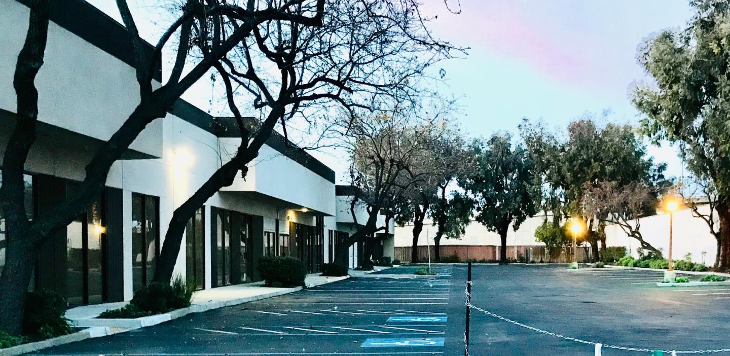 1060 Terra Bella Avenue, MOUNTAIN VIEW, California 94043, ,Comm Industrial For Sale,For Sale,Terra Bella Avenue,40965124