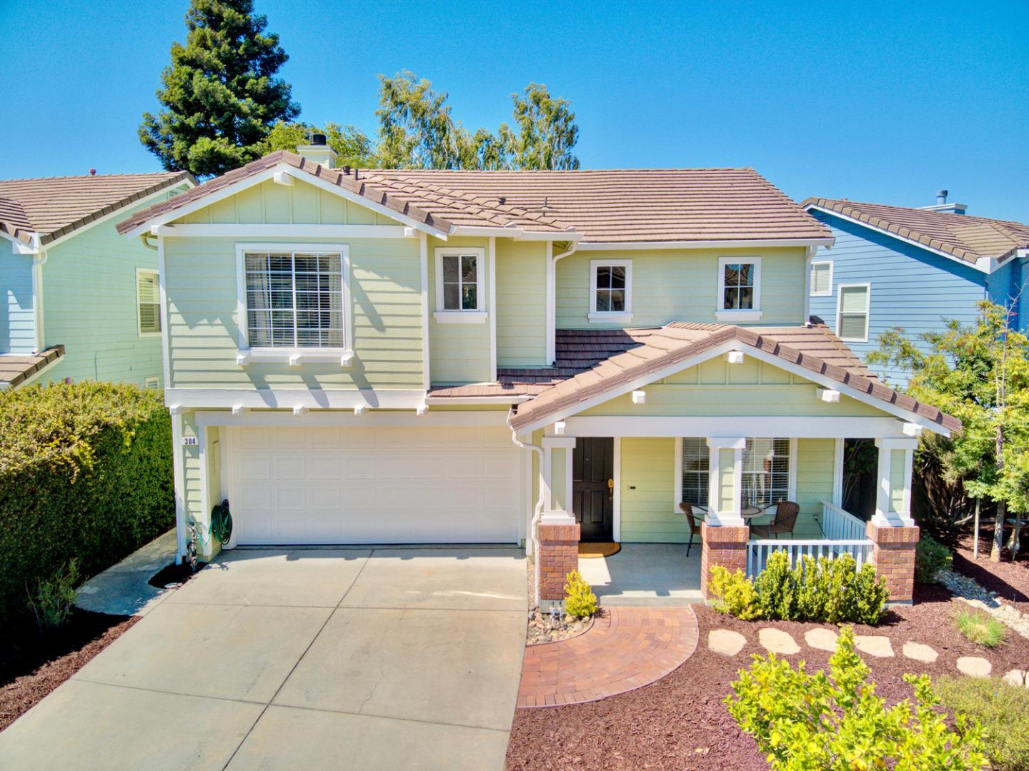 Detail Gallery Image 1 of 1 For 304 Piper Cub Ct, Scotts Valley,  CA 95066 - 4 Beds | 2/1 Baths