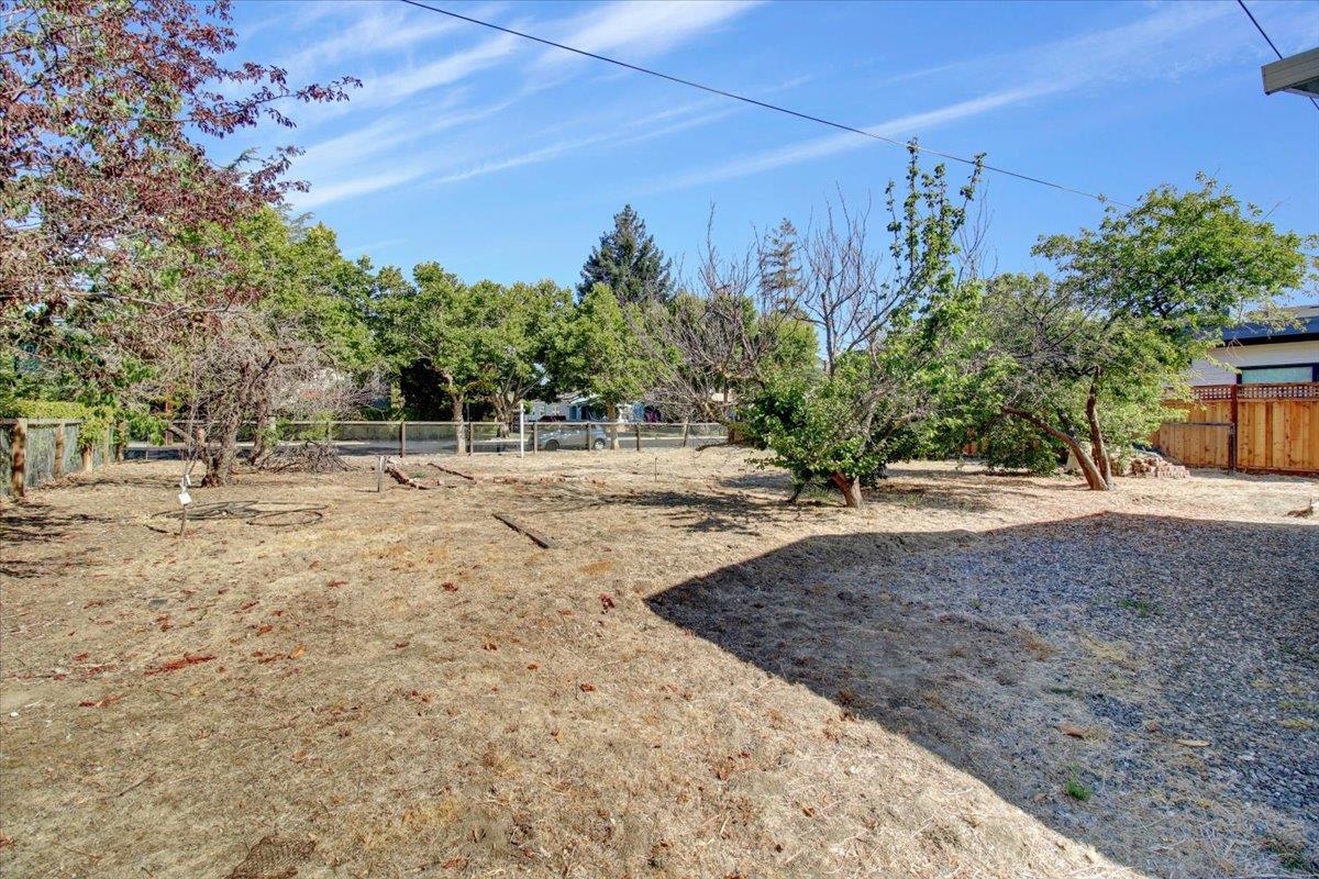 2239 Wellesley Street, PALO ALTO, California 94306, ,Lots And Land,For Sale,Wellesley Street,40965230