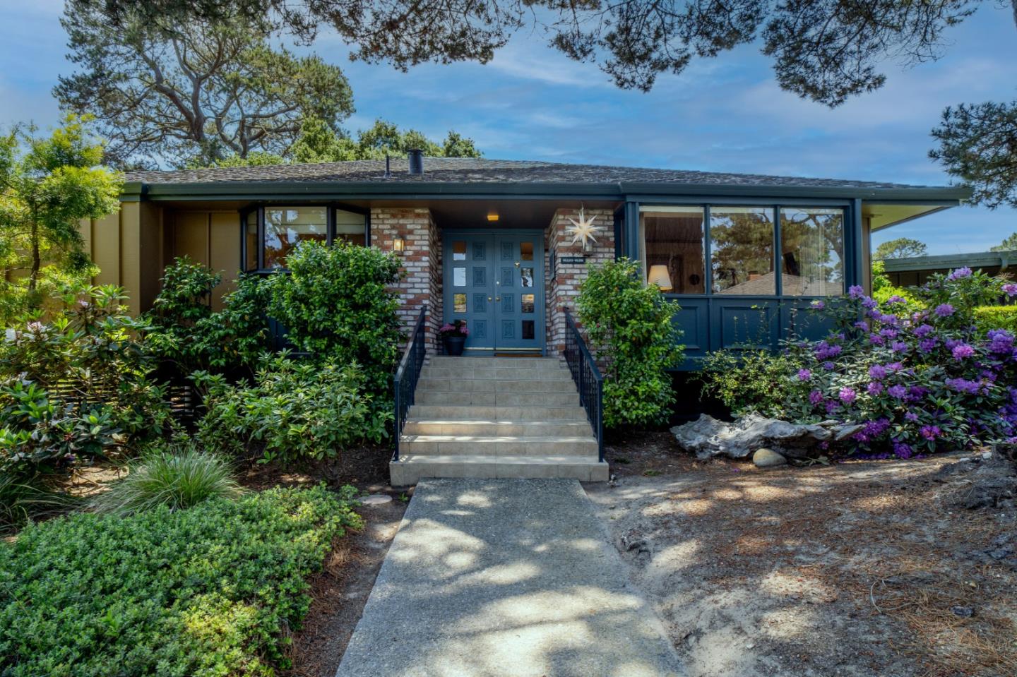 235 Del Mesa Carmel, Carmel, CA 93923 2 Beds 2 Baths (Sold