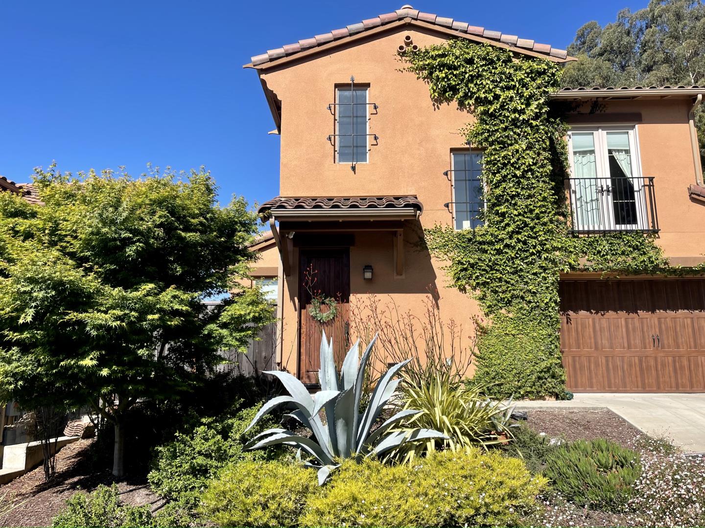 Detail Gallery Image 1 of 1 For 125 Sunny Ln, Santa Cruz,  CA 95065 - 3 Beds | 2/1 Baths