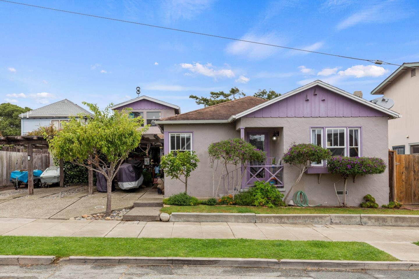 Detail Gallery Image 1 of 1 For 410 Grand Ave, Pacific Grove,  CA 93950 - 3 Beds | 2 Baths