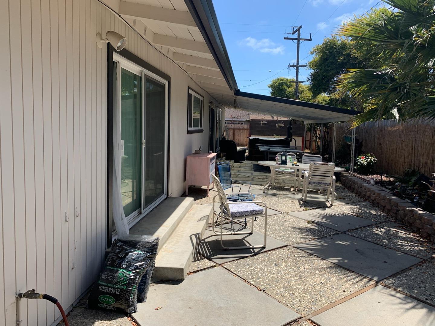 924 W Alisal St, Salinas, CA 93901 4 Beds 3/1 Baths