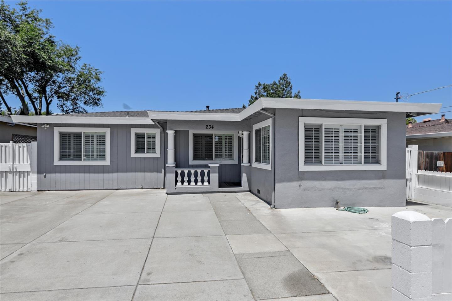 Detail Gallery Image 1 of 1 For 234 Dimaggio Ave, Pittsburg,  CA 94565 - 3 Beds | 2 Baths