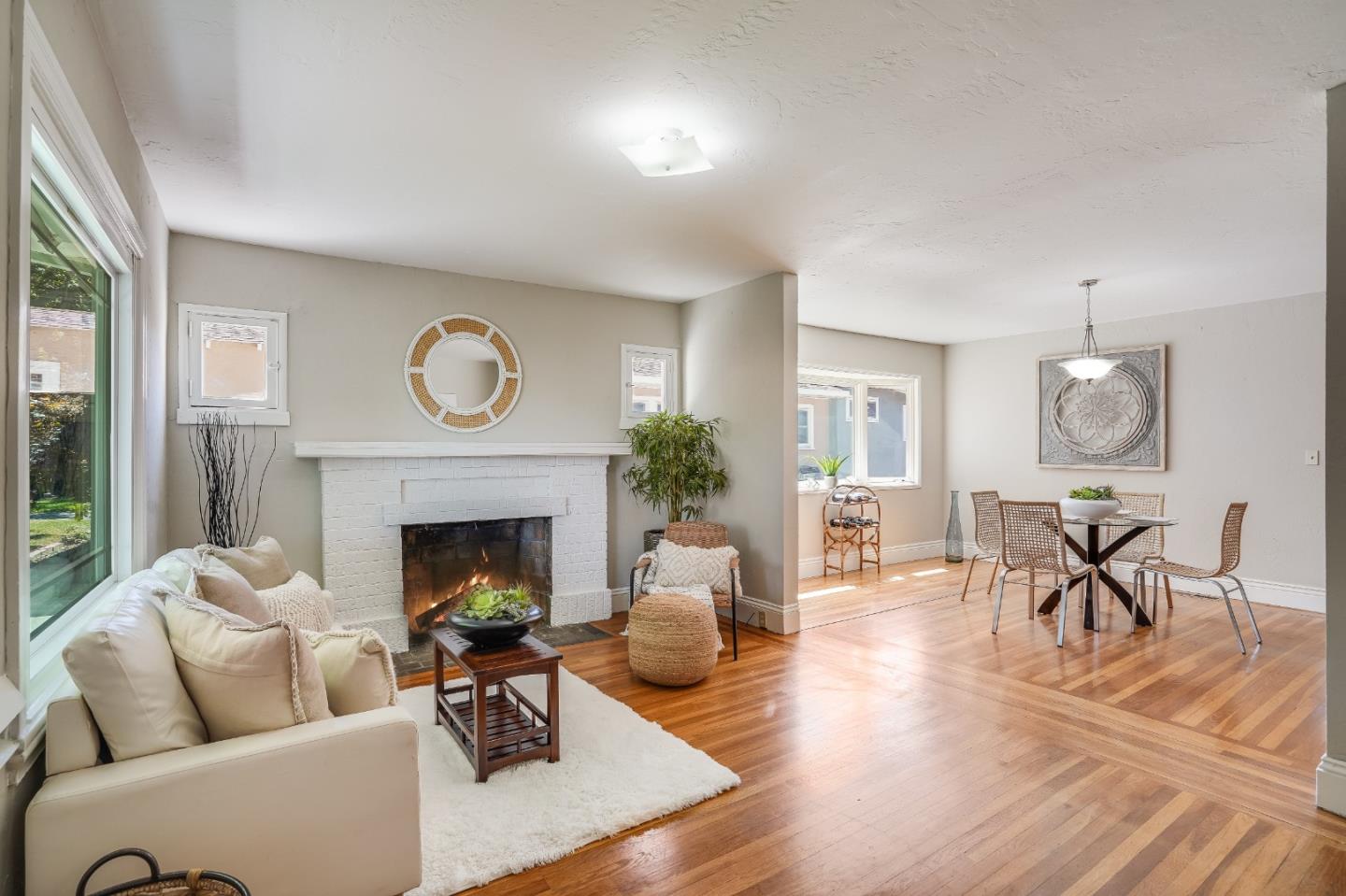 737 Harding Ave, San Jose, CA 95126 2 Beds 2 Baths (Sold) ML81852156 MLSL