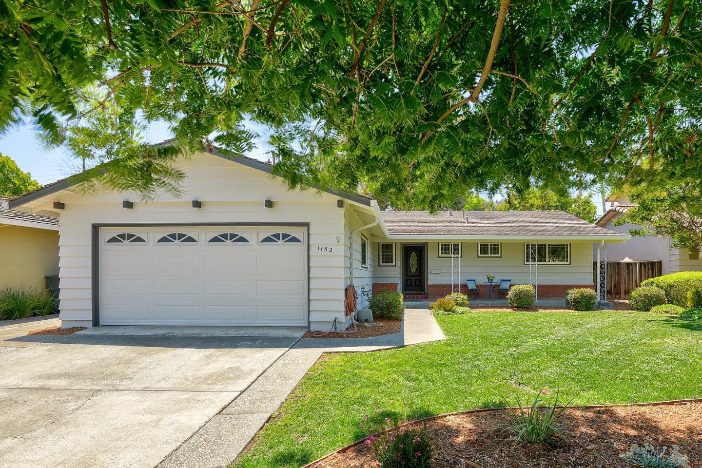 Detail Gallery Image 1 of 1 For 1152 Viscaino Ave, Sunnyvale,  CA 94086 - 3 Beds | 2 Baths