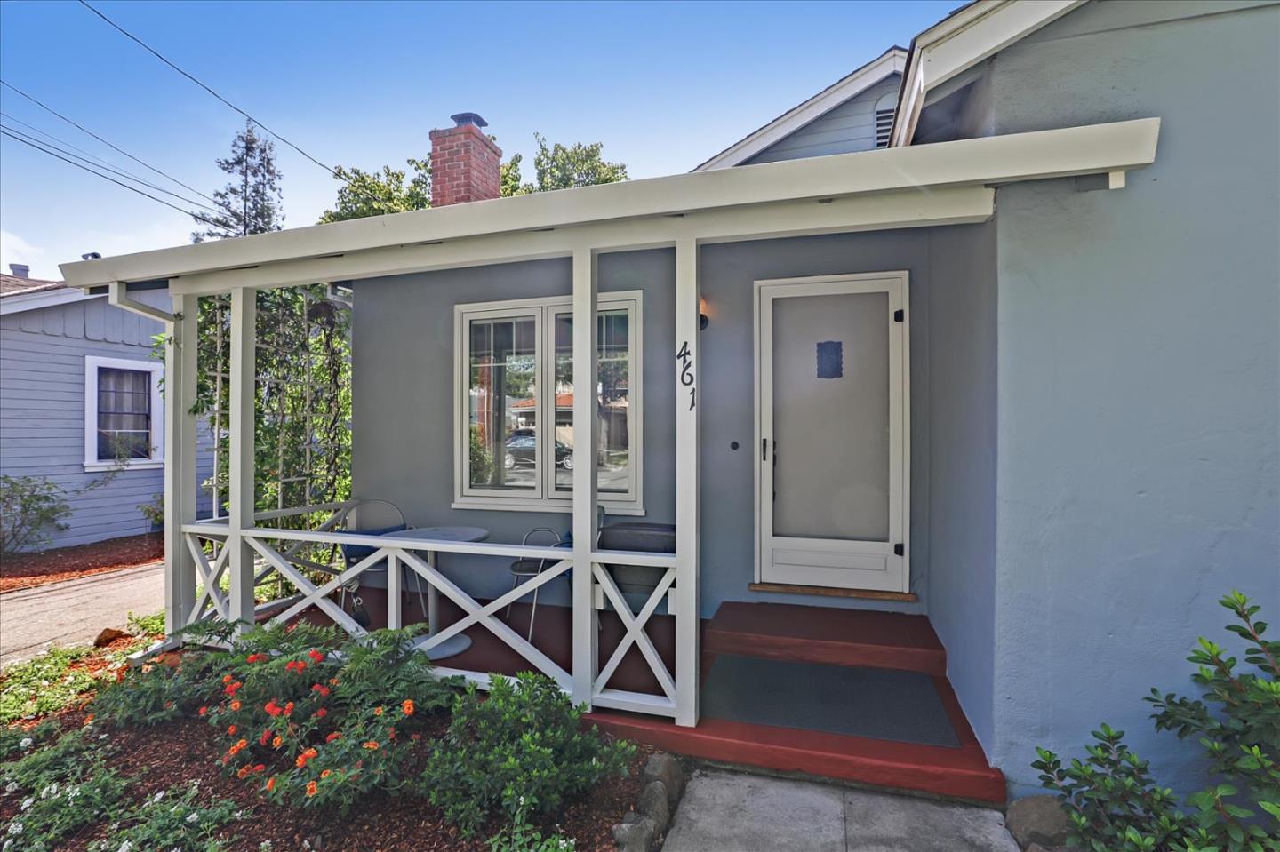 Detail Gallery Image 1 of 1 For 461 Pepper Ave, Palo Alto,  CA 94306 - 3 Beds | 2 Baths