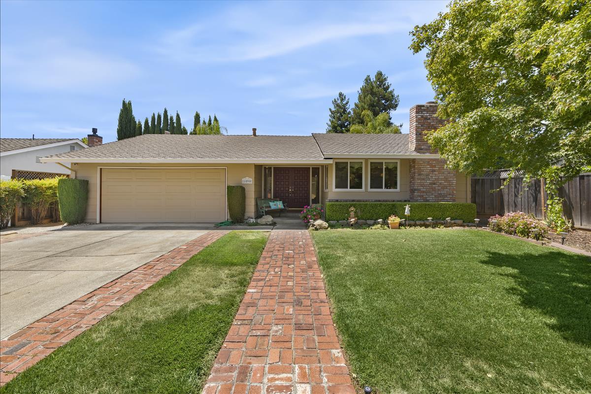 Detail Gallery Image 1 of 1 For 1090 Ayer Dr, Gilroy,  CA 95020 - 4 Beds | 2 Baths