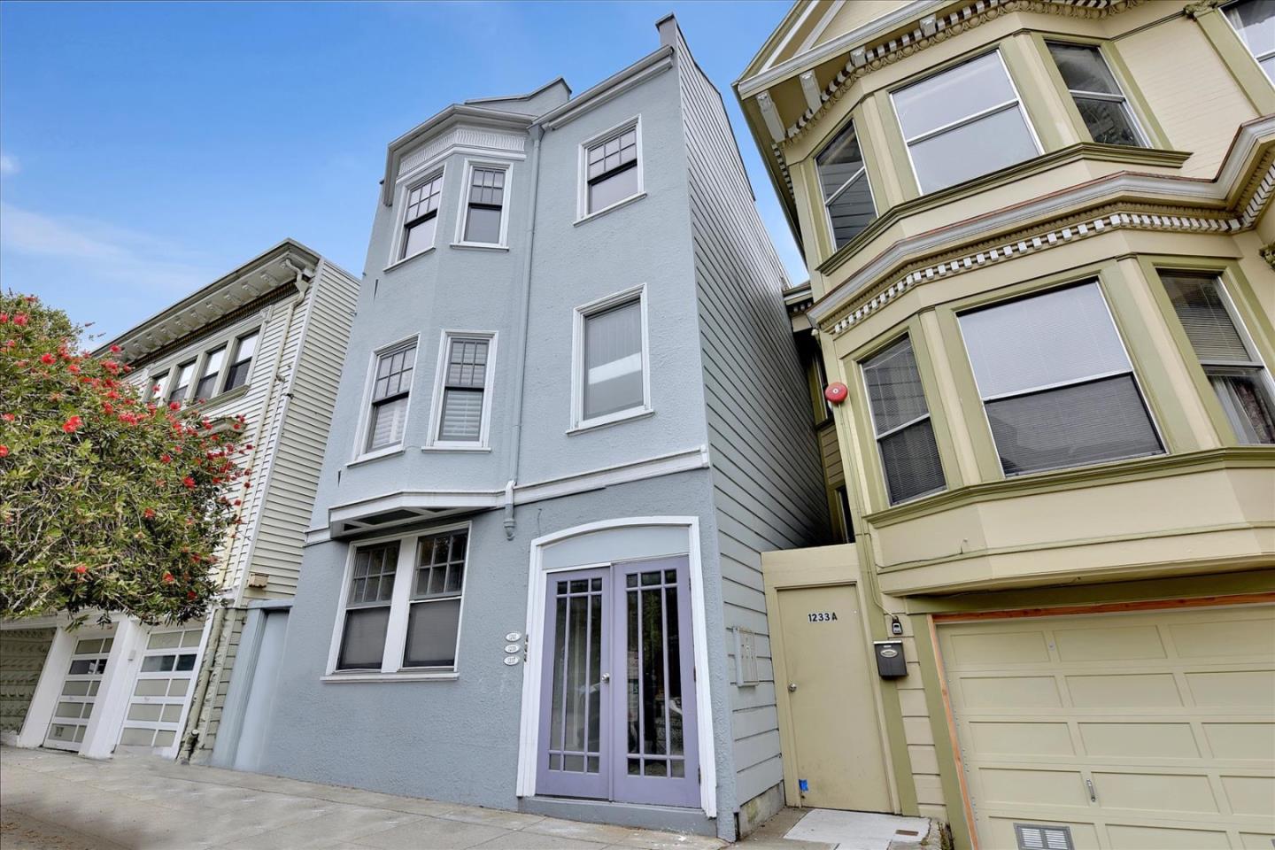 Detail Gallery Image 1 of 1 For 1239 6th Ave, San Francisco,  CA 94122 - 2 Beds | 1 Baths