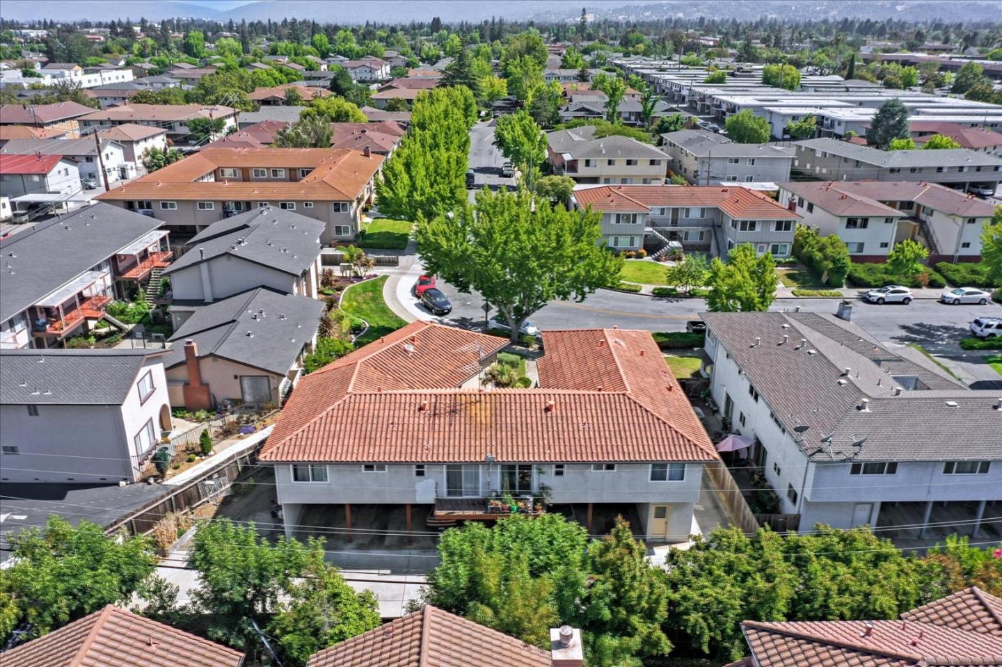 679 Grand Coulee Avenue, SUNNYVALE, California 94087, ,Comm Ri Multi-units 5+,For Sale,Grand Coulee Avenue,ML81852504