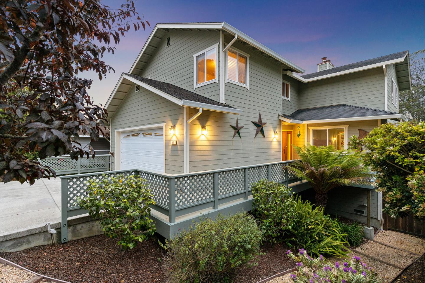 568 Palma St, El Granada, CA 94018 4 Beds 2/1 Baths (Sold) ML81852534 MLSL