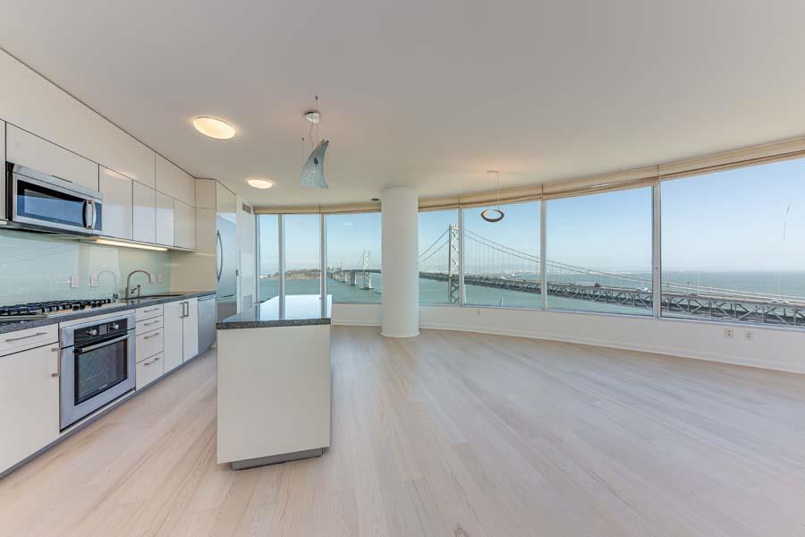 Detail Gallery Image 1 of 1 For 338 Spear St 25d,  San Francisco,  CA 94105 - 2 Beds | 2 Baths