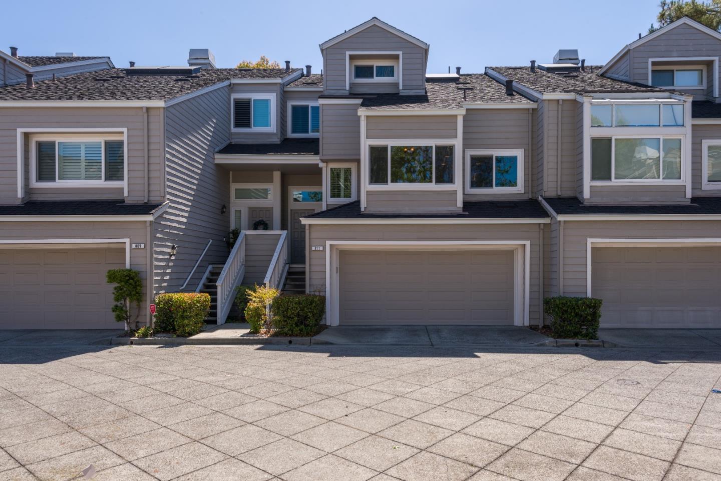 Detail Gallery Image 1 of 1 For 811 Constellation Ct, Redwood City,  CA 94065 - 2 Beds | 2/1 Baths