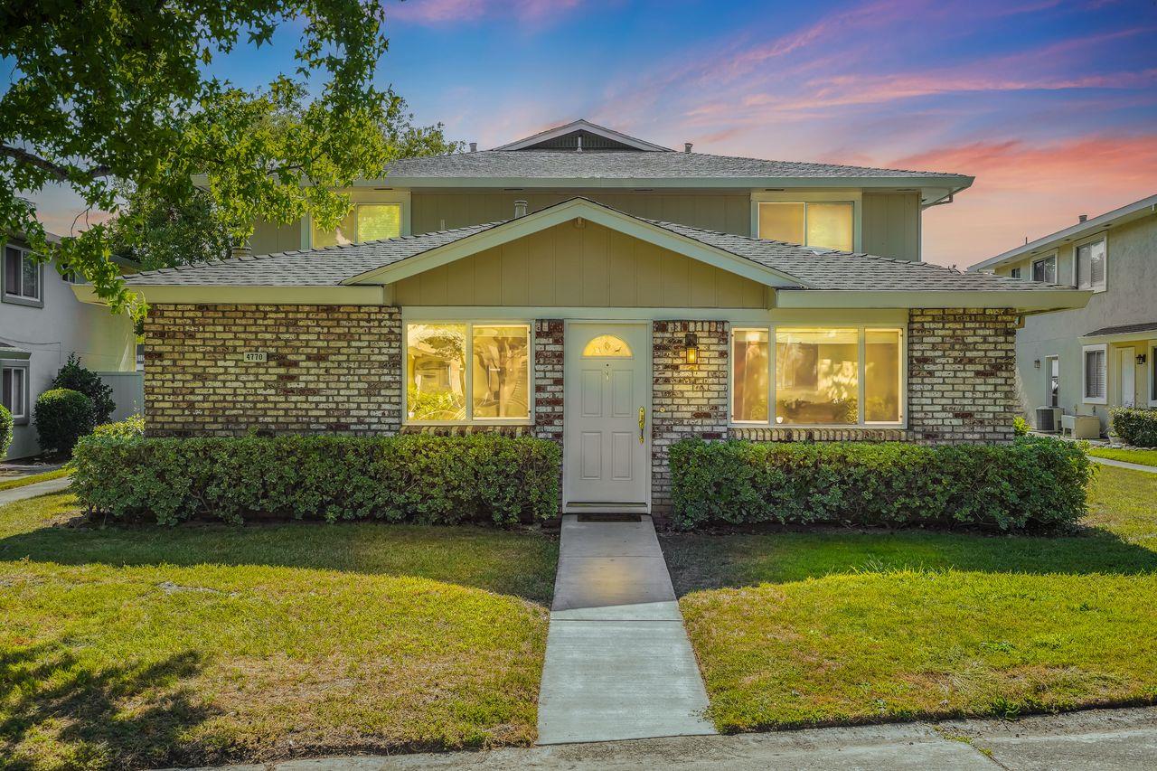 Detail Gallery Image 1 of 1 For 4770 Hatfield Walkway #1,  San Jose,  CA 95124 - 2 Beds | 1 Baths