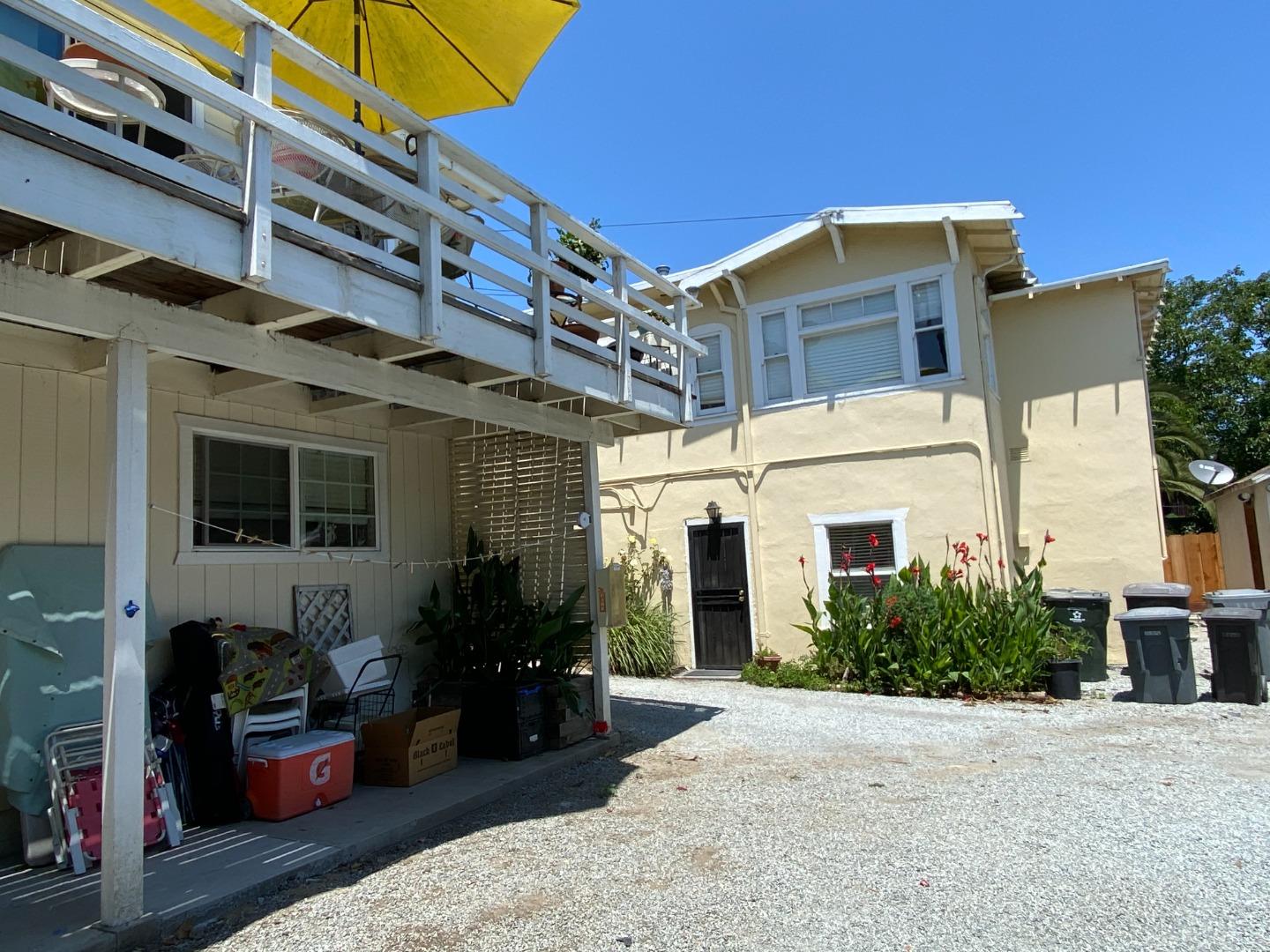 529 Capitol St., SALINAS, California 93901, ,Comm Ri Multi-units 5+,For Sale,Capitol St.,ML81853028