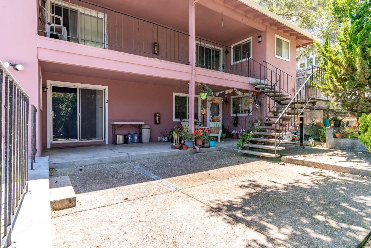 889 Alice Street, MONTEREY, California 93940, ,Comm Ri Multi-units 5+,For Sale,Alice Street,ML81853162