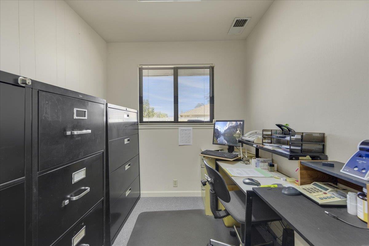 320 1st Street, GILROY, California 95020, ,Comm Industrial For Sale,For Sale,1st Street,40965247