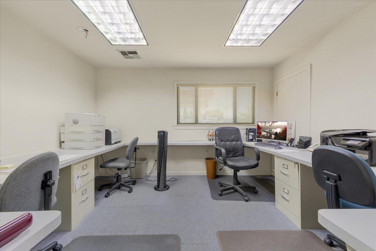320 1st Street, GILROY, California 95020, ,Comm Industrial For Sale,For Sale,1st Street,40965247