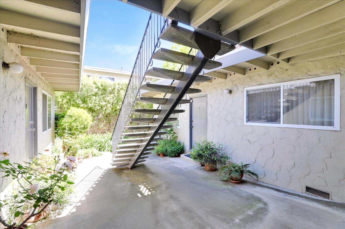 1622 Latham Street, MOUNTAIN VIEW, California 94041, ,Comm Ri Multi-units 5+,For Sale,Latham Street,ML81853351