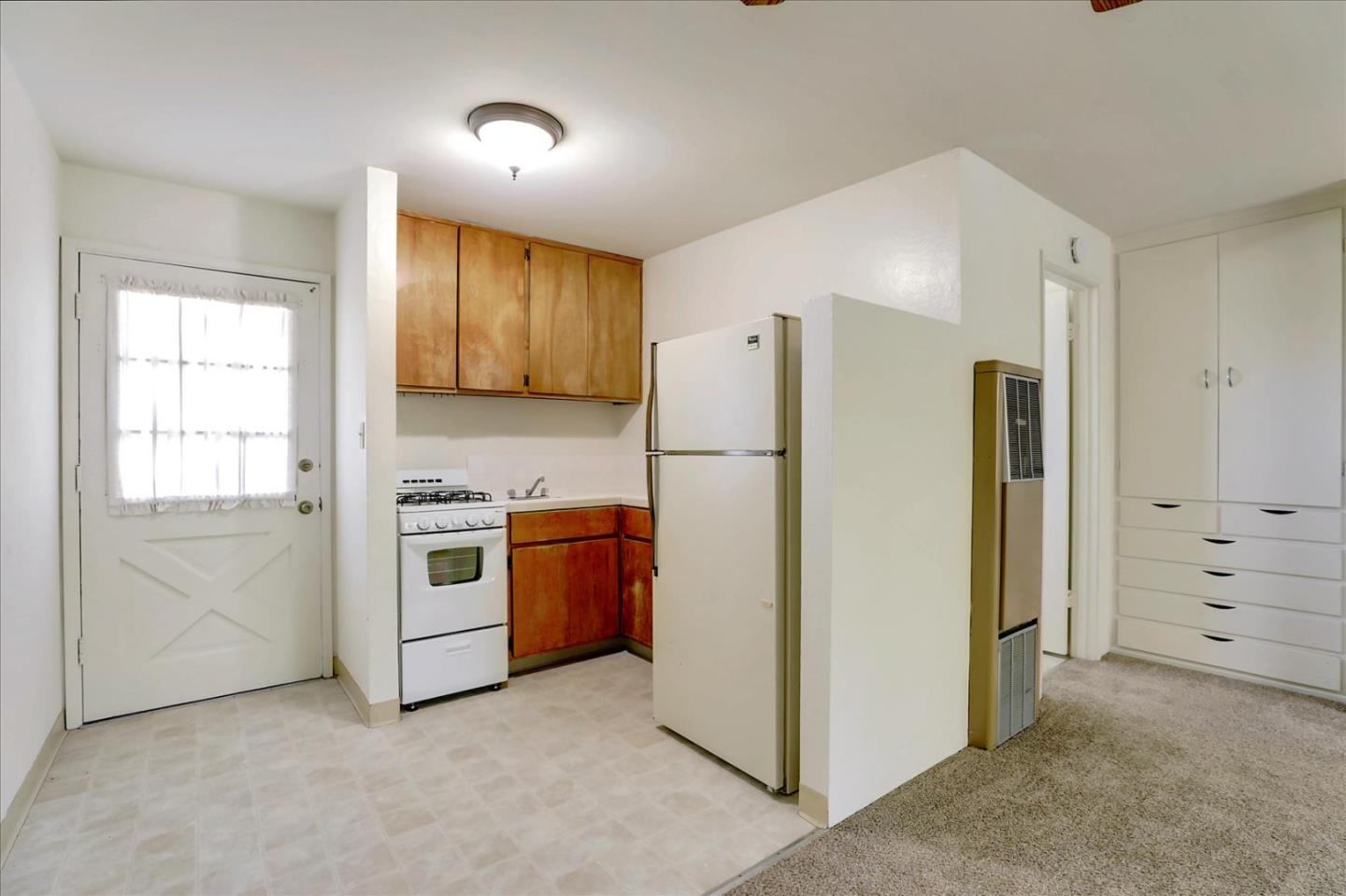 1622 Latham Street, MOUNTAIN VIEW, California 94041, ,Comm Ri Multi-units 5+,For Sale,Latham Street,ML81853351